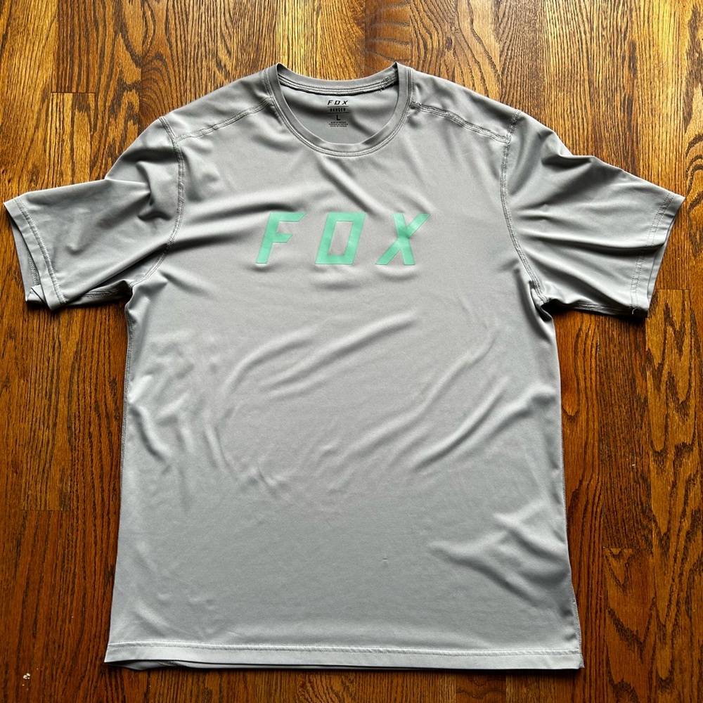 Fox Men's Ranger shirt.  Size large.